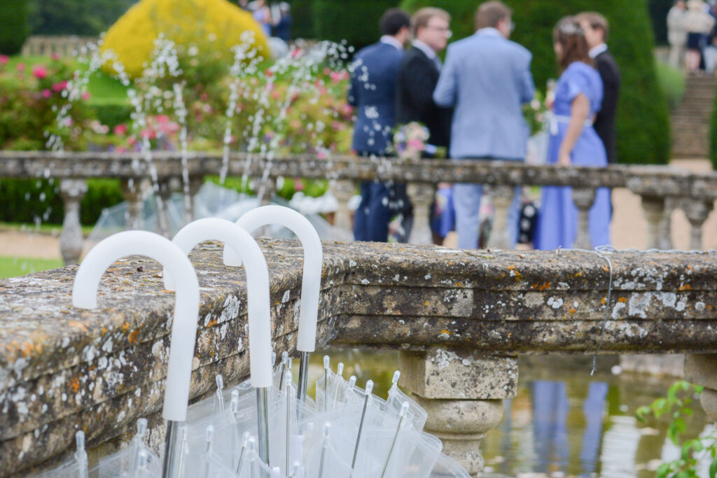 Cotswolds Wedding Photography in the Summer